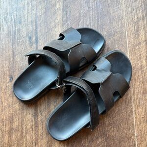 Women’s H3rmesstyle Black Sandals